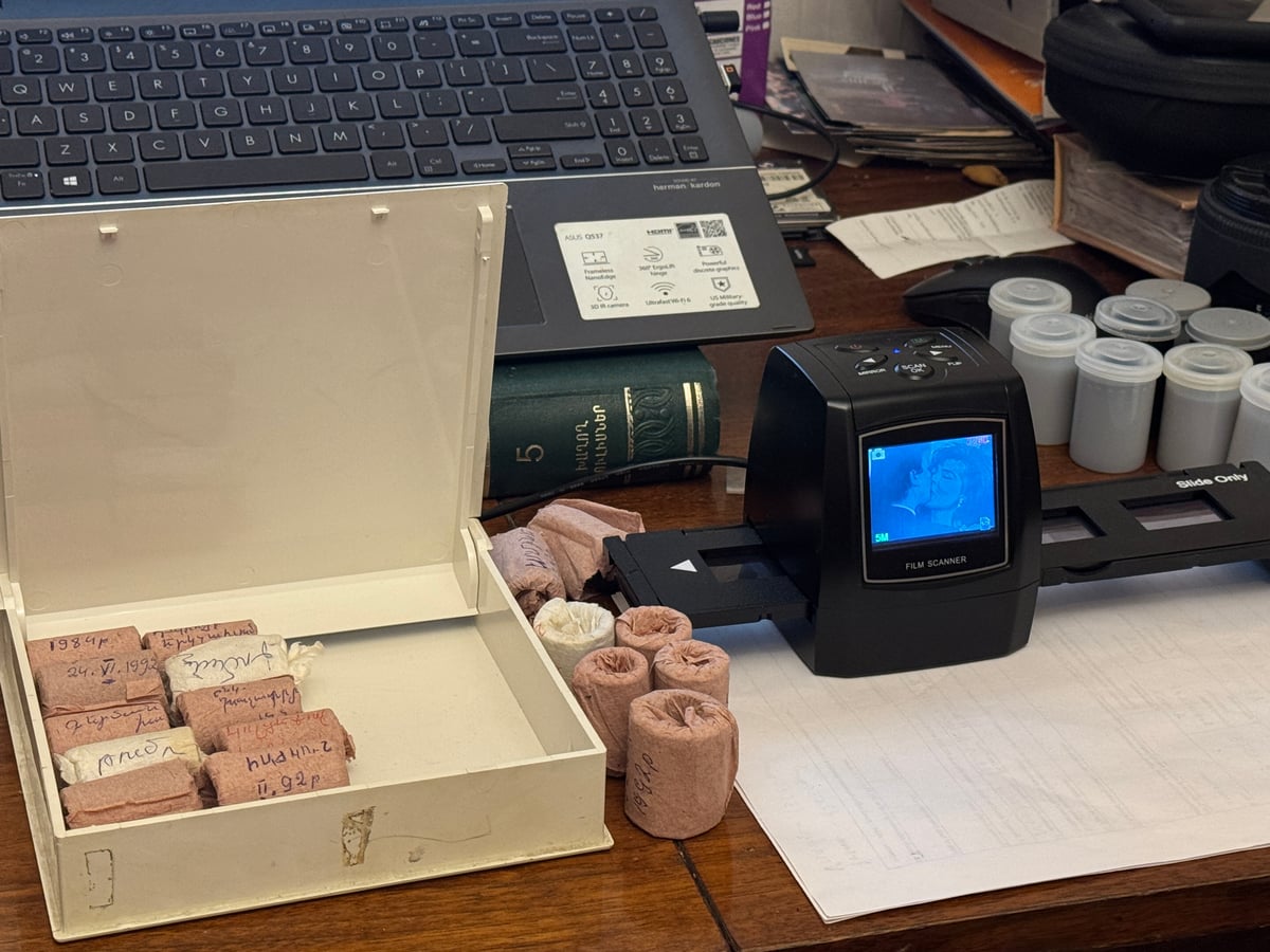 Home film digitization setup with laptop and AliExpress film scanner